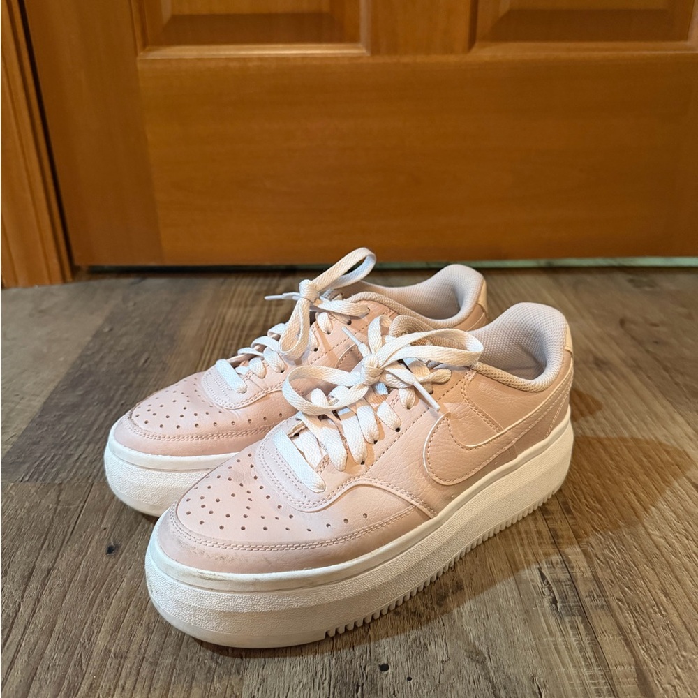 Nike Court Vision Alta